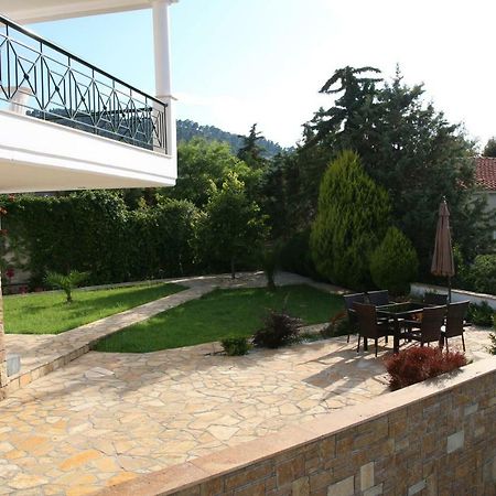 S&S Pura Vida Apartment Палиурион Екстериор снимка