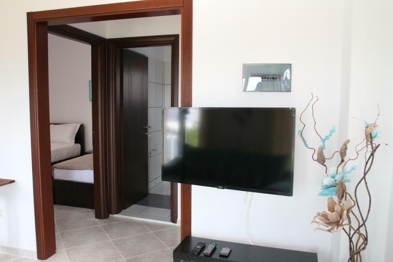 S&S Pura Vida Apartment Палиурион Екстериор снимка