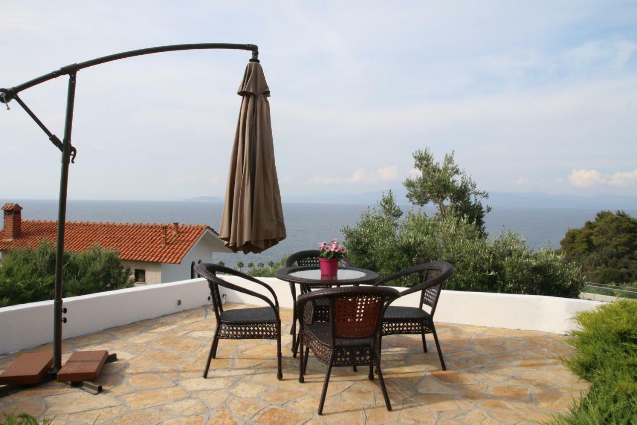 S&S Pura Vida Apartment Палиурион Екстериор снимка