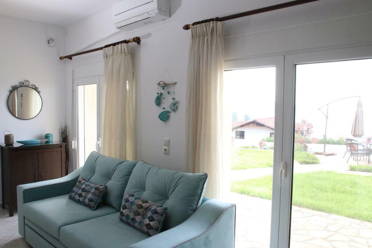 S&S Pura Vida Apartment Палиурион Екстериор снимка